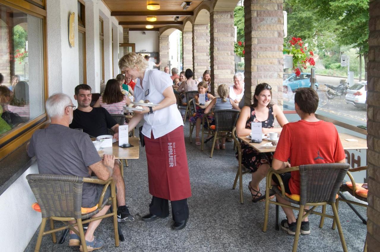 Hotel Hauer Bollendorf Bagian luar foto
