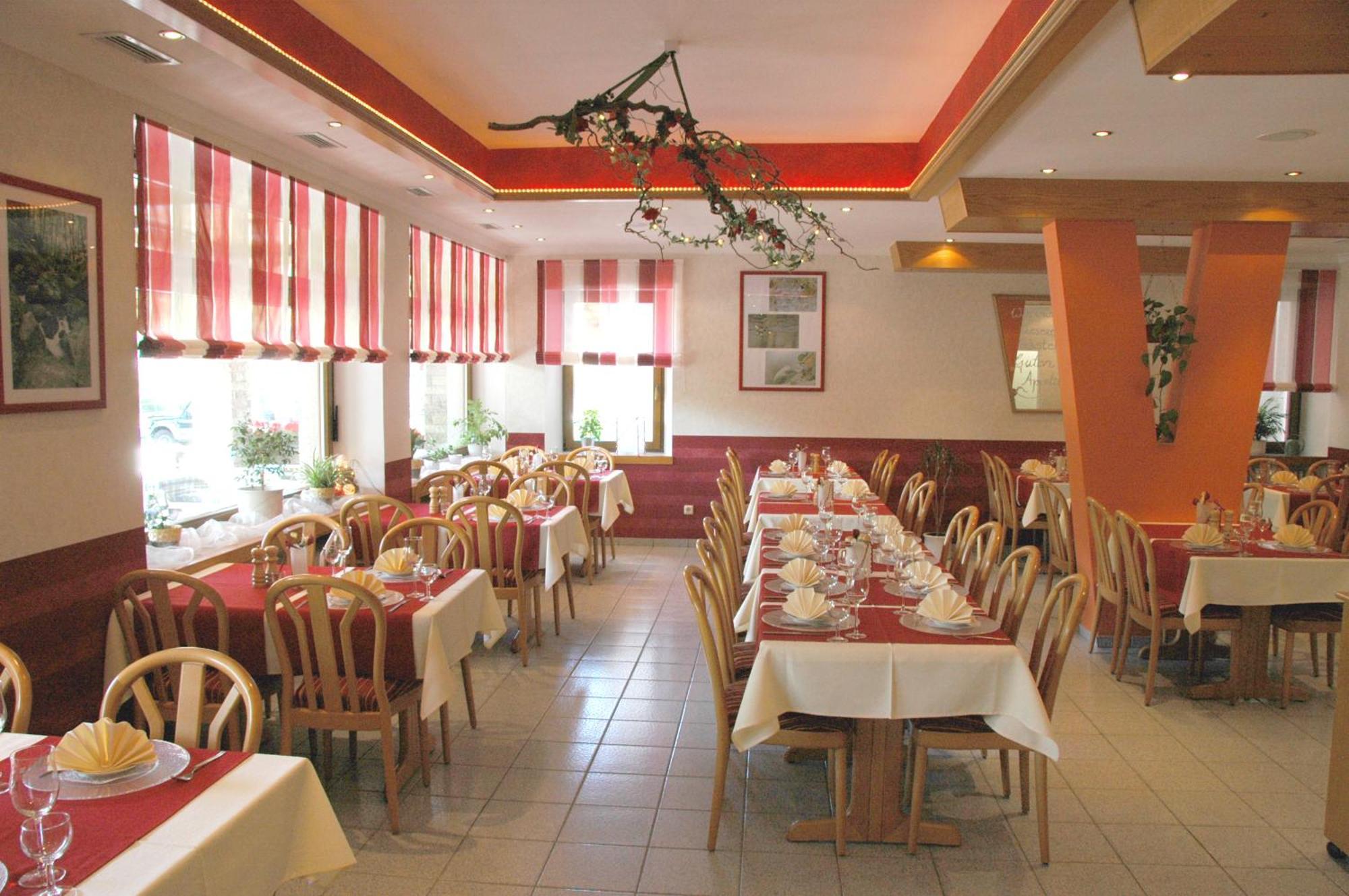 Hotel Hauer Bollendorf Bagian luar foto